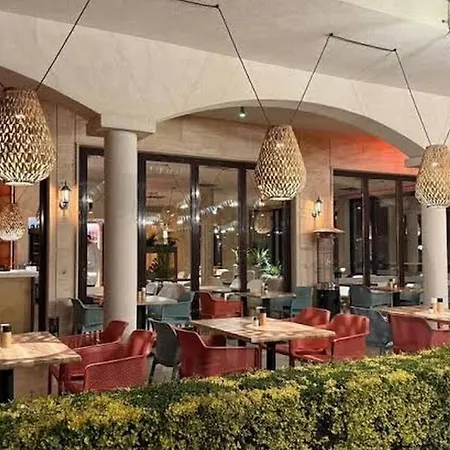 каса реал с 2 спальнями Apartman