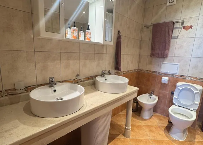 Апартамент каса реал с 2 спальнями Свети Влас