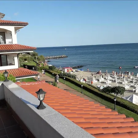 каса реал с 2 спальнями Apartmán