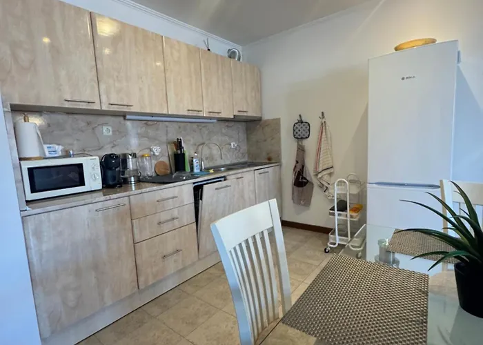 каса реал с 2 спальнями Apartment *